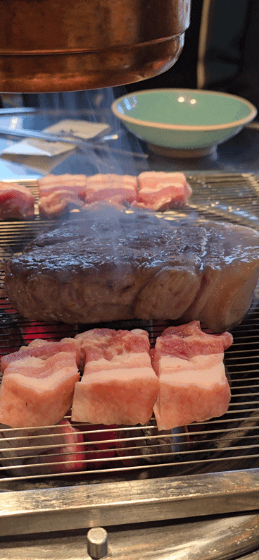  용산 맛집 초신선 흑돼지 '칠돈가'