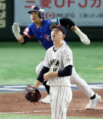 한국의 첫 상대 대만, <b>일본</b> 잡고 사상 첫 <b>프리미어12</b> <b>우승</b>