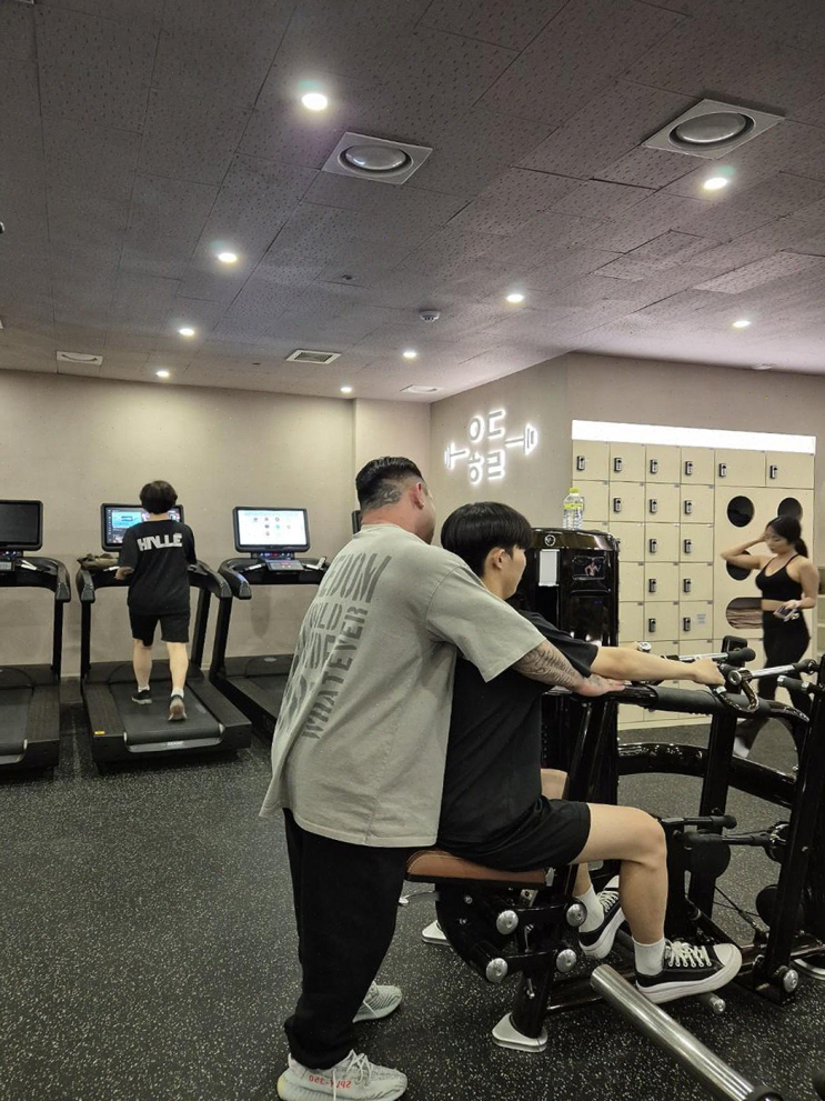  신정동 헬스장 운동할래 피트니스, 다양한 운동 기구로 즐겁게 체중 감량 도전 중