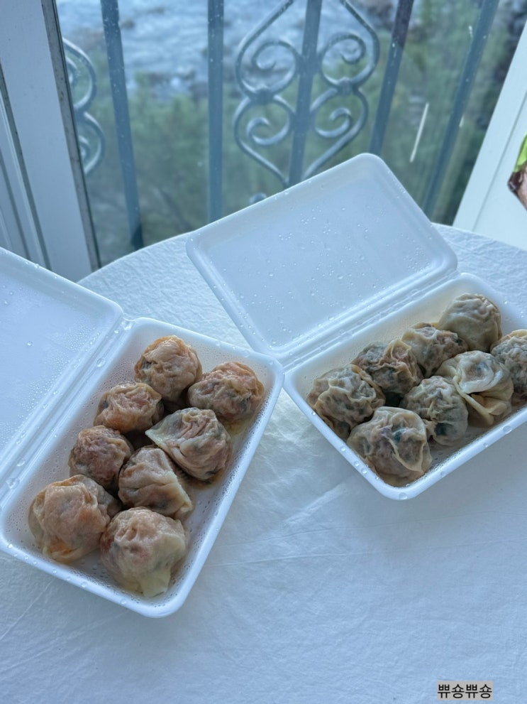  여수 이순신광장 맛집 이색적인 삼합만두 구봉만두 후기