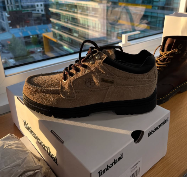  디스이즈네버뎃X팀버랜드_thisisneverthat X Timberland 협업_쿼터 짚 스웻 셔츠, MOC TOE GTX 미드 부츠_구매 방법, 출시일