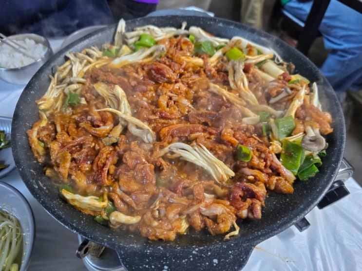  포항 맛집 | 새포항식당 - 현지인 추천 오리불고기 연말모임식당