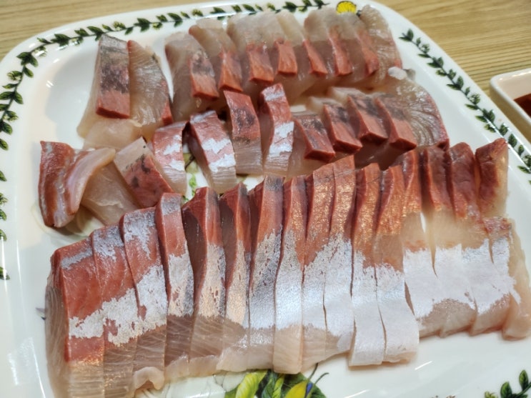  제주 어느멋진날 겨울에도 맛있는 가성비 좋고 신선한 부시리 필렛