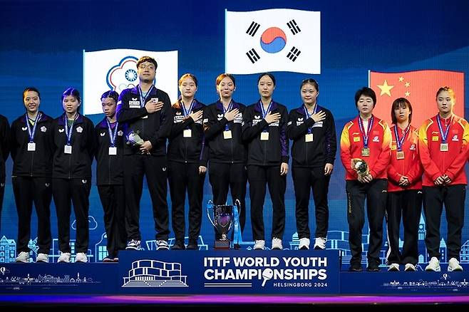 한국 <b>여자</b> U-19 <b>탁구</b>, 대만 꺾고 세계청소년선수권서 첫 정상... 