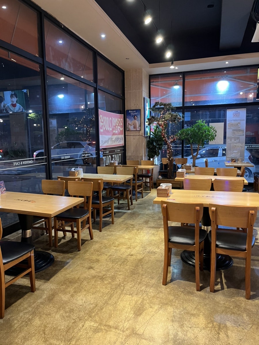 충만치킨 전주호성점 사진 3