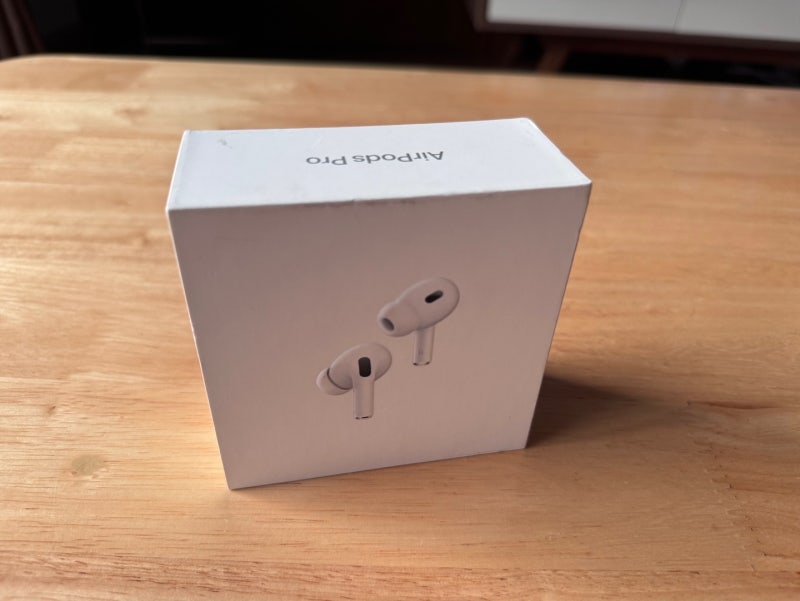 때늦은 개봉기?! 에어팟프로 2세대 USB-C 버전 개봉기