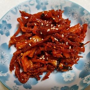 오독오독 씹히는 무말랭이 진미채무말랭이무침 맛나요