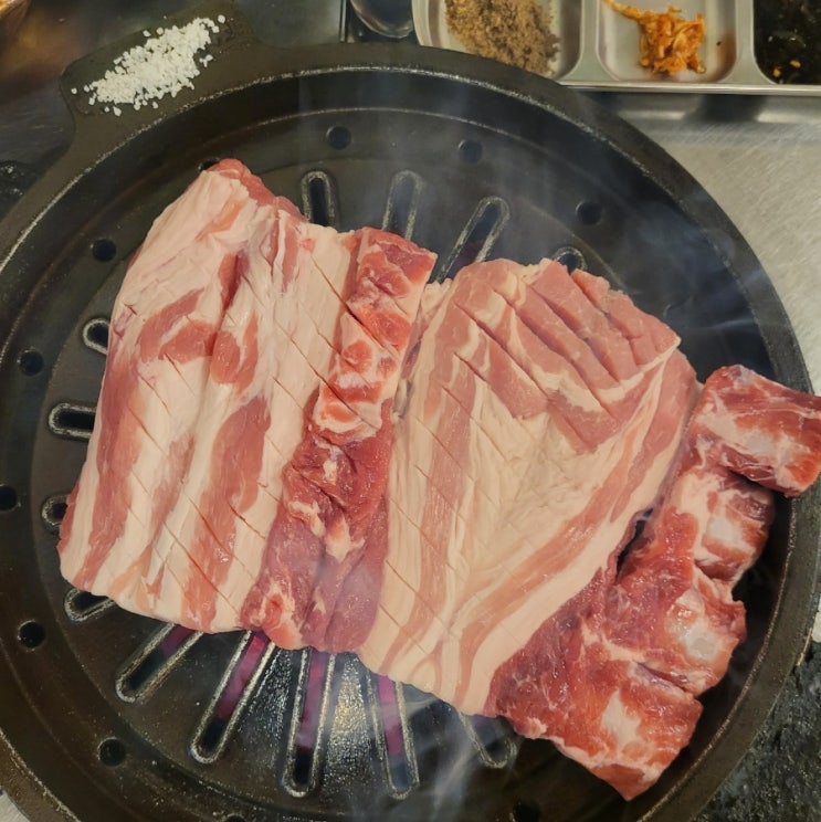  인천대공원 근처 돼지생갈비 맛집 내돈내산 넙딱집