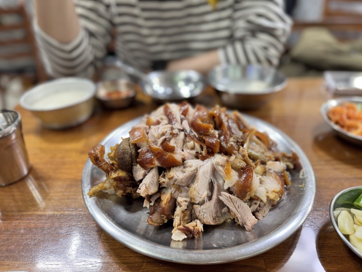  [서울중구] 장충동 족발거리 원조의 원조 '평안도 족발집'