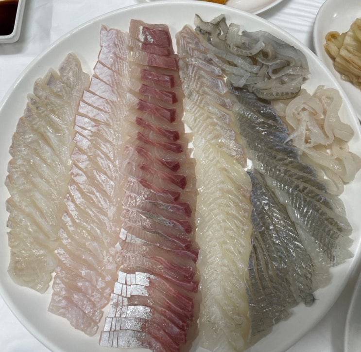  경주 문무대왕릉 근처 맛집 - 정자 현지인 맛집으로 유명한 신명 횟집