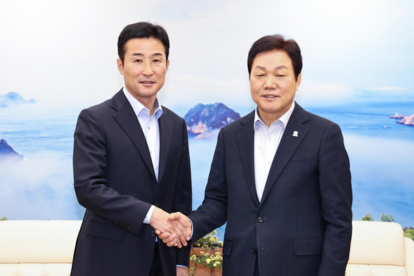 <b>이을용 경남FC 감독</b> "1부 복귀" 다짐