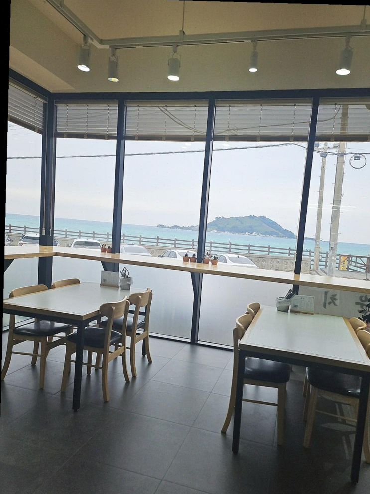  제주 협재갈치조림구이 운치 본점, 가성비 좋은 갈치 조림과 멋진 바다뷰