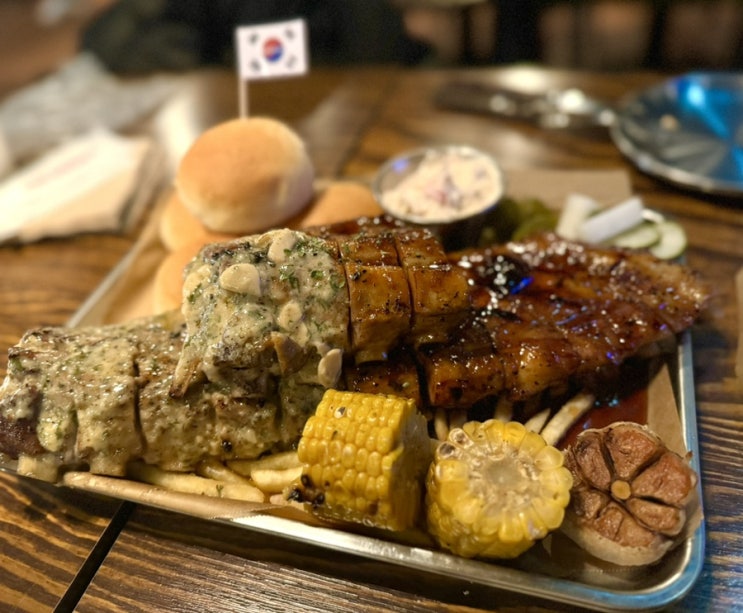  북한강가에서 즐기는 텍사스 스타일 BBQ '로코스 비비큐 남양주 직영점'