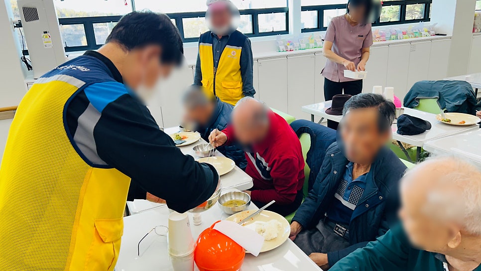 보령요양원 주간보호 건강과 행복을 돌보는 금빛사랑주야간보호센터