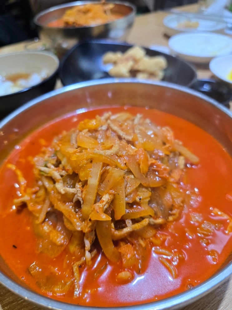  한짬뽕ㅣ부천 신중동 고기짬뽕 맛집 동네맛집 걸쭉한 국물이 일품