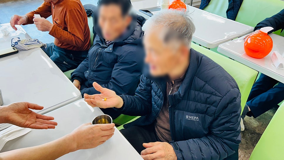 보령요양원 주간보호 건강과 행복을 돌보는 금빛사랑주야간보호센터