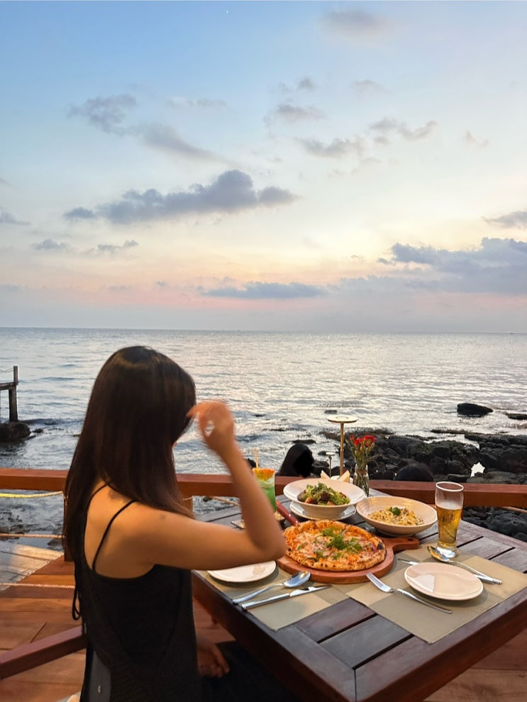  푸꾸옥 4박 5일 자유여행 11. 북부 일몰 명소 겸 분위기 맛집 추천 까미아레스토랑 생일 레터링 케이크 이벤트