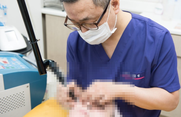  서울대입구역점제거/점빼기, 도자기처럼 깨끗한 피부가 되기 위한 첫걸음을 사당역인근피부과에서