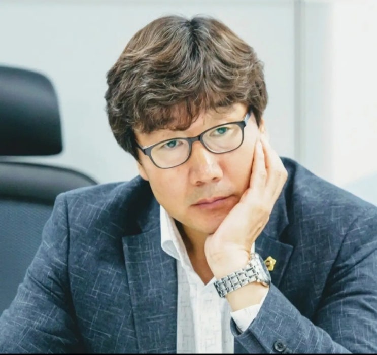 늘려 <b>청년</b> 자산 늘리겠다는 <b>한동훈</b> <b>대표</b>, 차라리 정주영... 