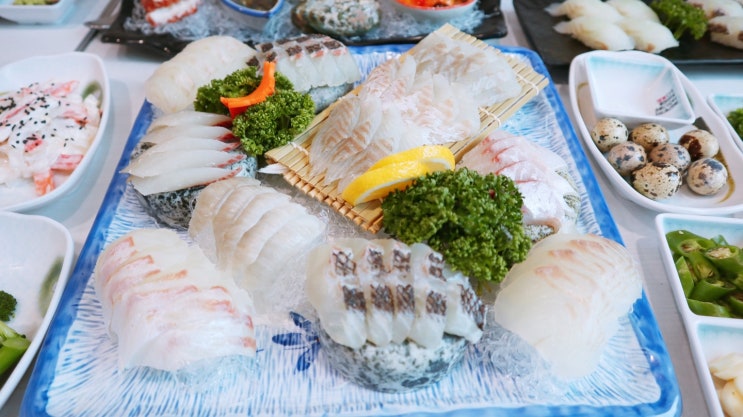 통영 중앙시장 횟집 신선한 제철 생선회 단체식사 후기