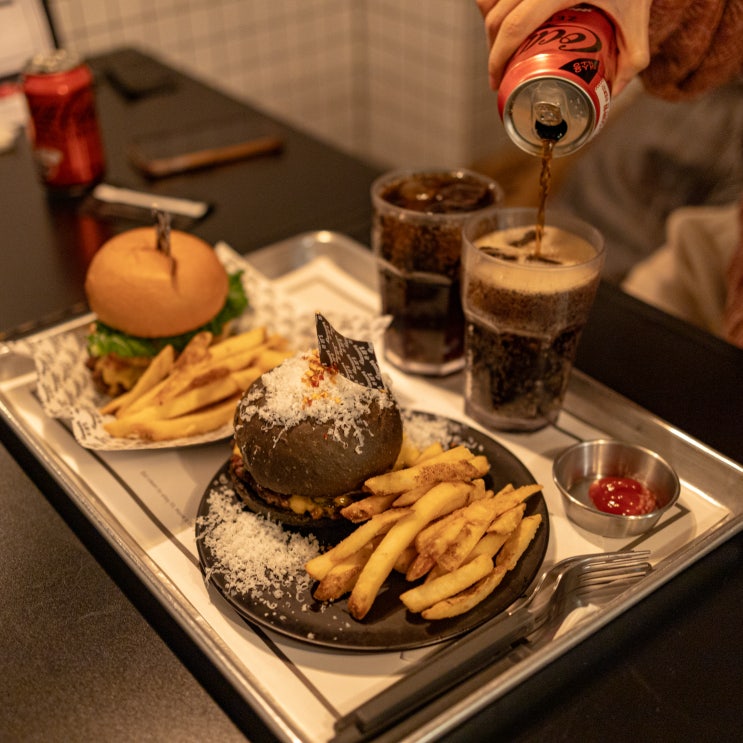  [사당역 맛집] 가성비와 분위기 모두 챙긴 수제버거 맛집, <릿잇타미>
