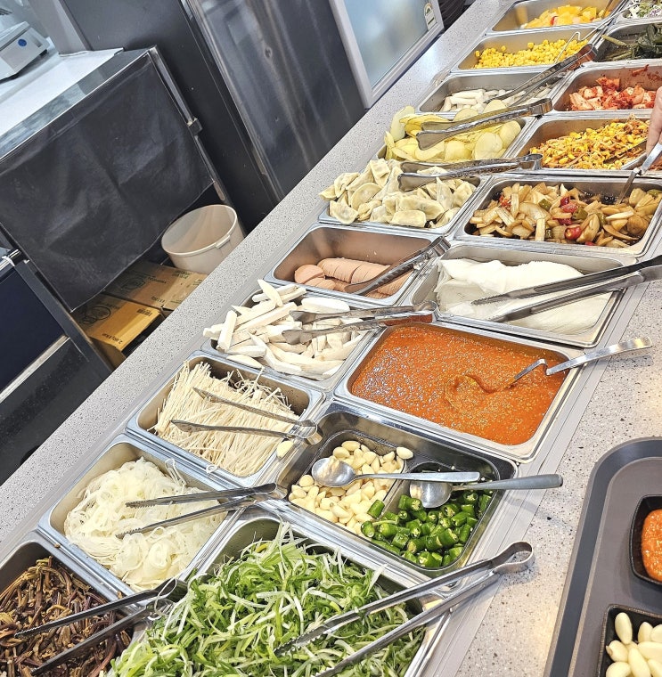  돌돌대패, 무제한 샐러드바가 있는 주차 편한 연산토곡 맛집