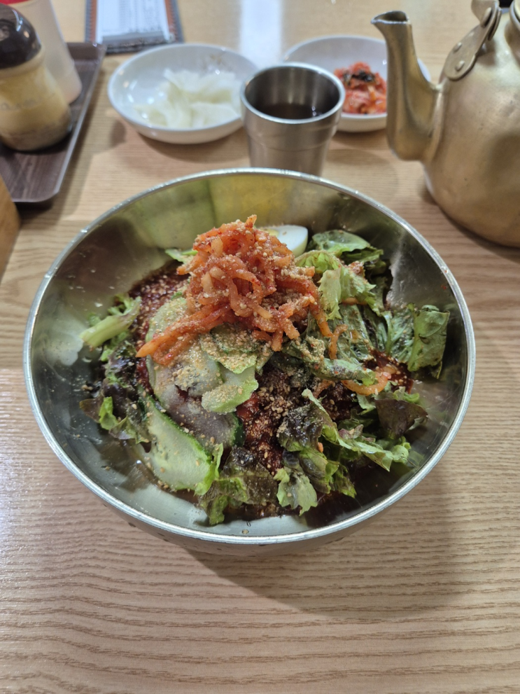  [강원도 철원군] 철원막국수 (고소함을 빼고 자극적이고 시원함으로 무장한 비빔막국수계 최강자/블루리본 백년가게가 증명해준다)