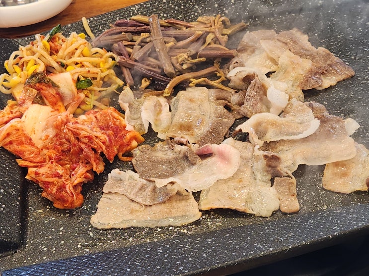  엄궁동 맛집 24시 영업 오늘도 대박집 키즈 놀이방