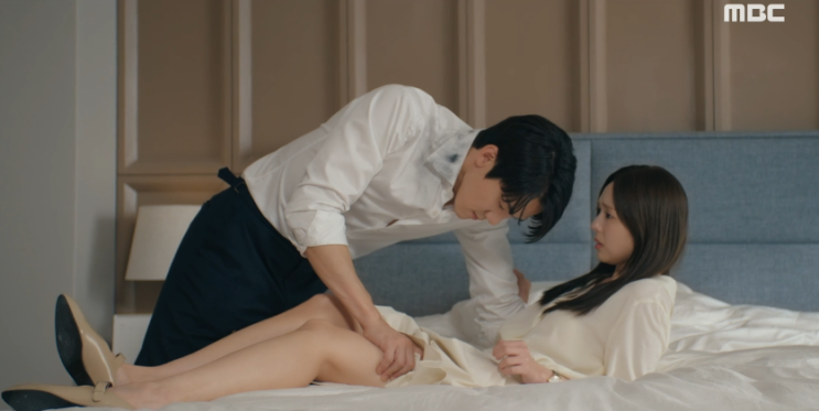 지금 <b>거신</b> <b>전화</b>는 3회+4회... 백사언~웹소설에서 튀어나온 <b>유연석</b>
