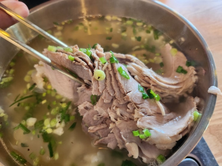  오산국밥맛집 명백집에서 맛보는 깔끔한 돼지곰탕 한그릇