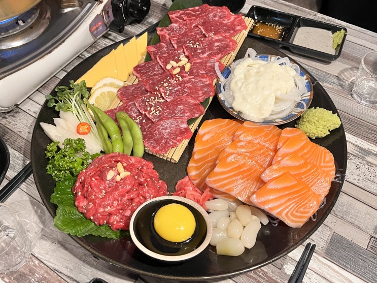  한우육회 잘하는 집 / 후라이드치킨반마리 맛집 추천 ' 지동육회포차 고잔신도시점 '