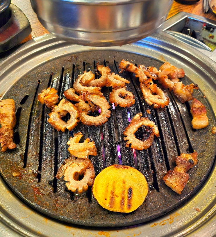  켈리&블루리본 선정! 합정,홍대 3대 고기 맛집 육몽 홍대본점 내돈내산/돼지껍데기 강력 추천
