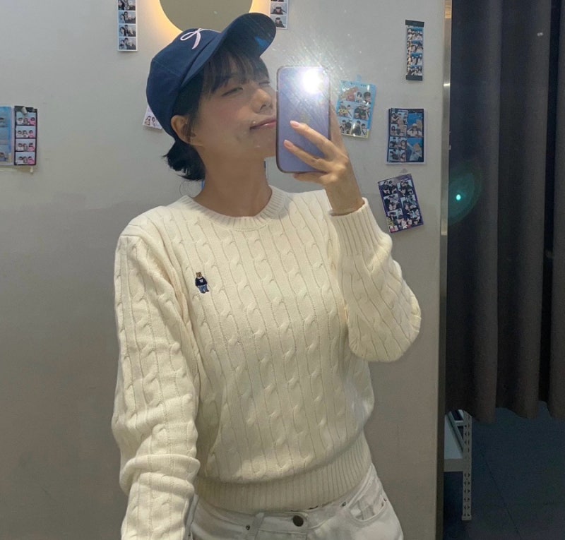 후아유 꽈배기 니트