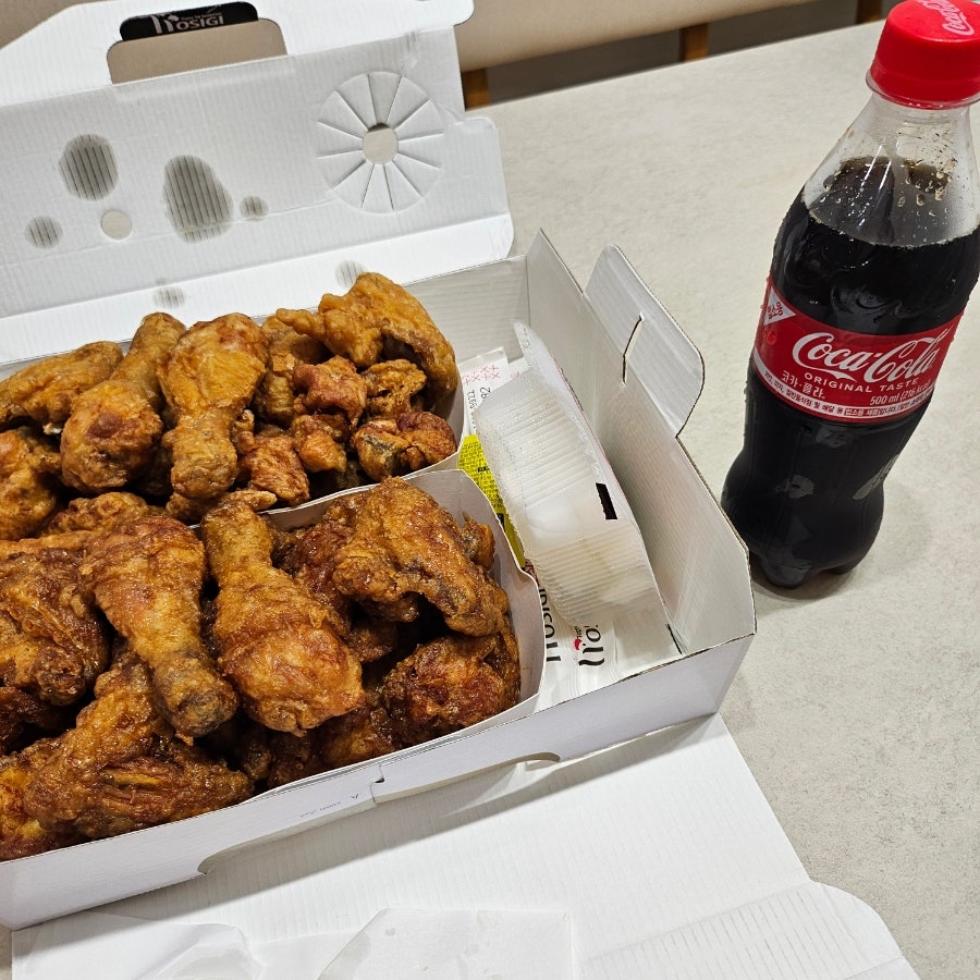 호식이두마리치킨 전주대점 사진 6
