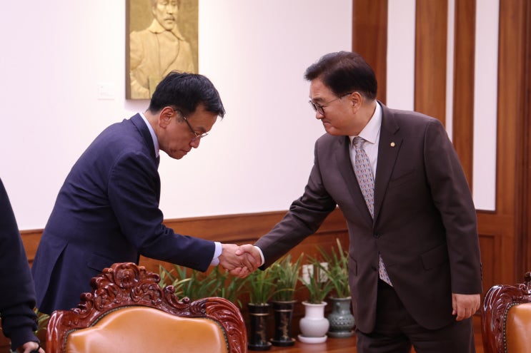 우원식 <b>국회</b>의장, <b>최상목</b> 경제부총리 접견… “정부의 예산... 