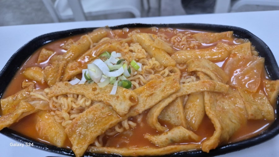 썬닭발김밥 사진 5
