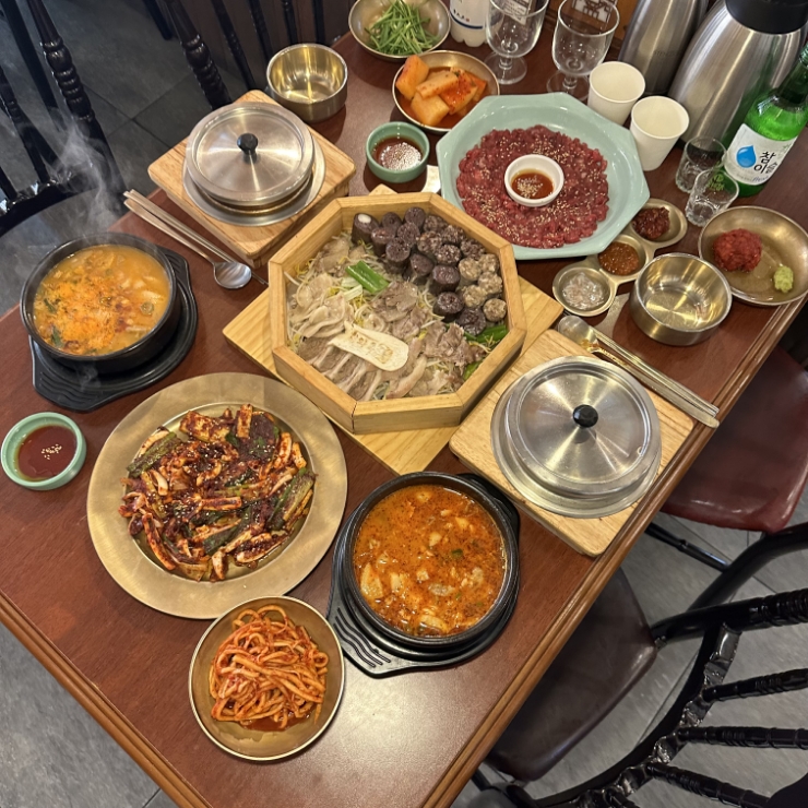  잠실 맛집 석촌호수 밥집 청와옥 순대국이 맛있는 데이트장소야