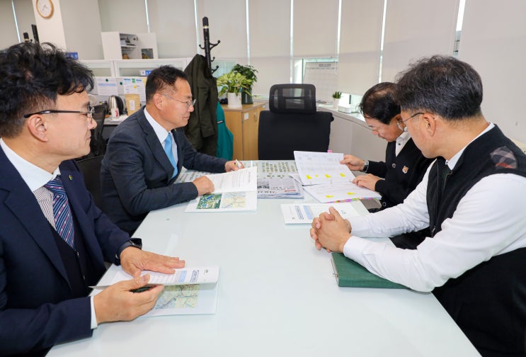 김재욱 경북 칠곡군수, 지역 현안 해결 위해 <b>특별교부세 확보</b>에... 