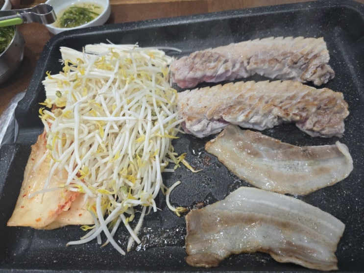  삼겹살이랑 냉삼 파는 진평동 고깃집 <삼삼데이>