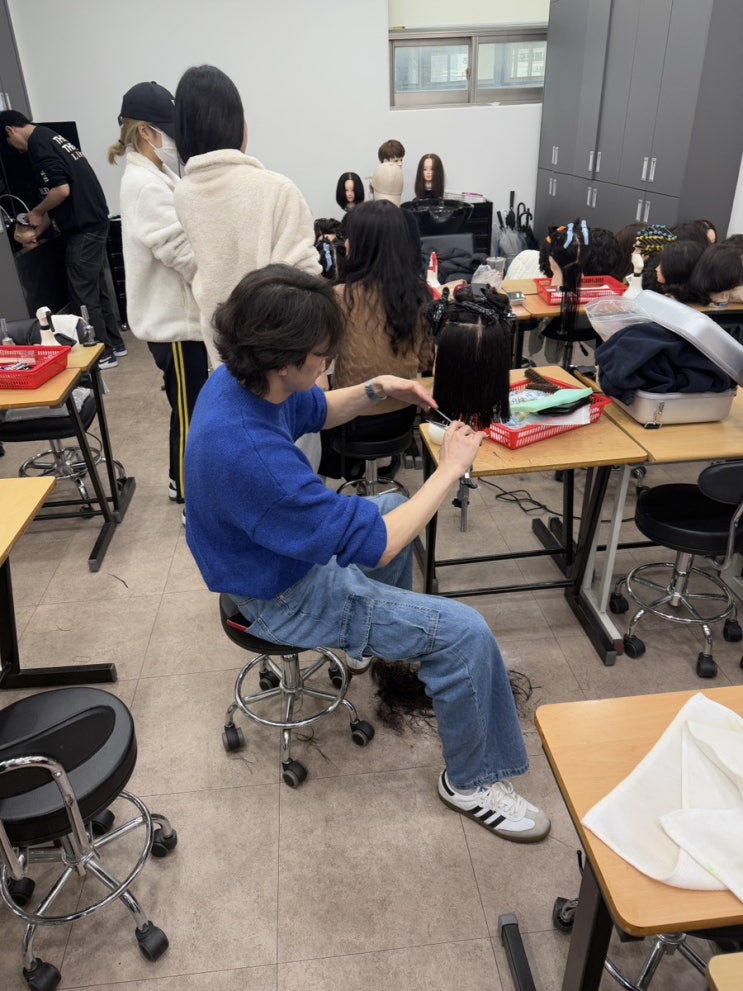  홍대미용학원 국가자격증 비용 및 기간 확인