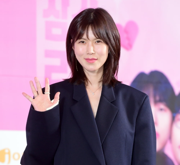 배우 <b>공민정</b>에 대해 이야기해보겠습니다. <b>공민정</b>은 결혼 3개월... 