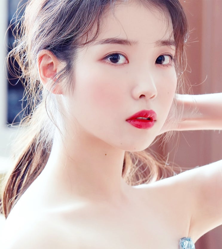 241202 <b>아이유</b> 새 드라마 '<b>21세기 대군 부인</b>' 성희주 역 캐스팅... 