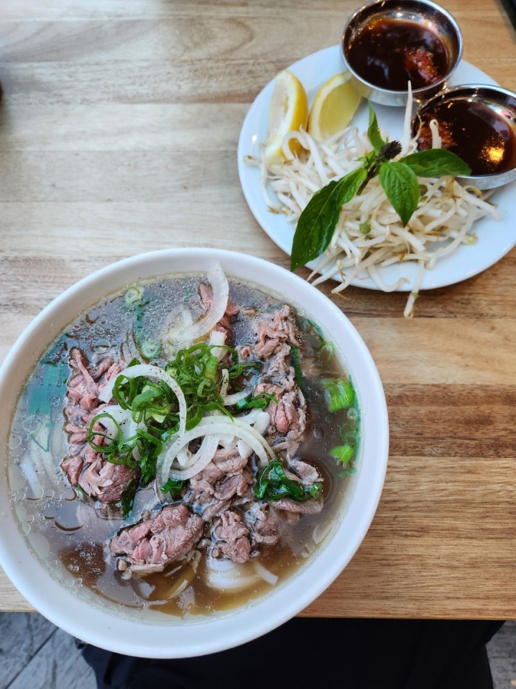  호주 QLD 사우스포트 베트남 음식점 반미 맛집 Banh mi