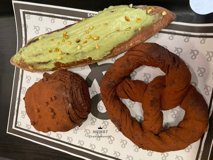  (충칭, 청두 여행) 청두 춘시루 타이구리 현지인들 줄서서 먹는 베이커리 맛집 청두 버터플 앤 크리멀러스 butterful & creamorous B&C 후기, 메뉴추천