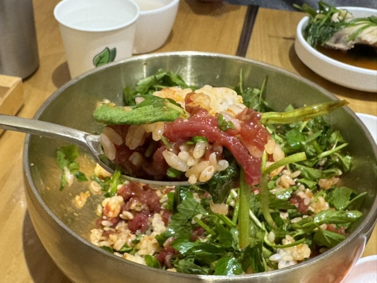  경주 황리단길 맛집 '청온채' 미나리닭전골로 제대로 힐링한 가을 여행