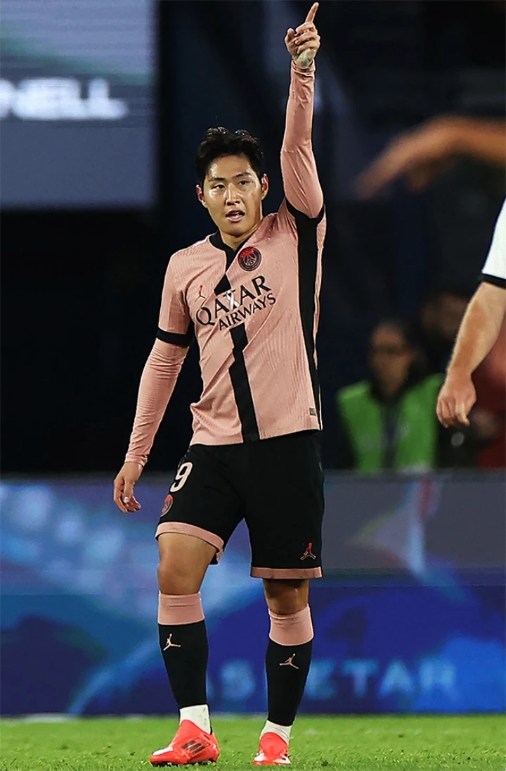  이강인과 PSG 선수들 엔리케 감독과의 불화설 전망