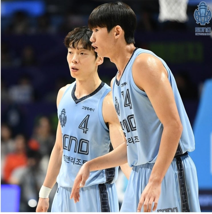 KBL 3연패 고양<b>소노 김태술 감독</b> 작전타임과  소노 루키... 