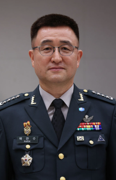  박안수 계엄사령관 프로필