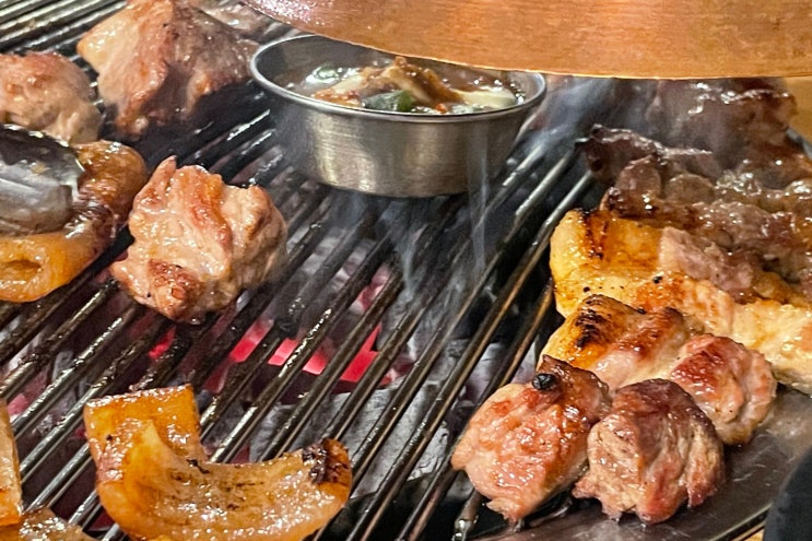  역삼역 고기 맛집 담뿍화로, 삼겹살과 찌개의 완벽한 조합