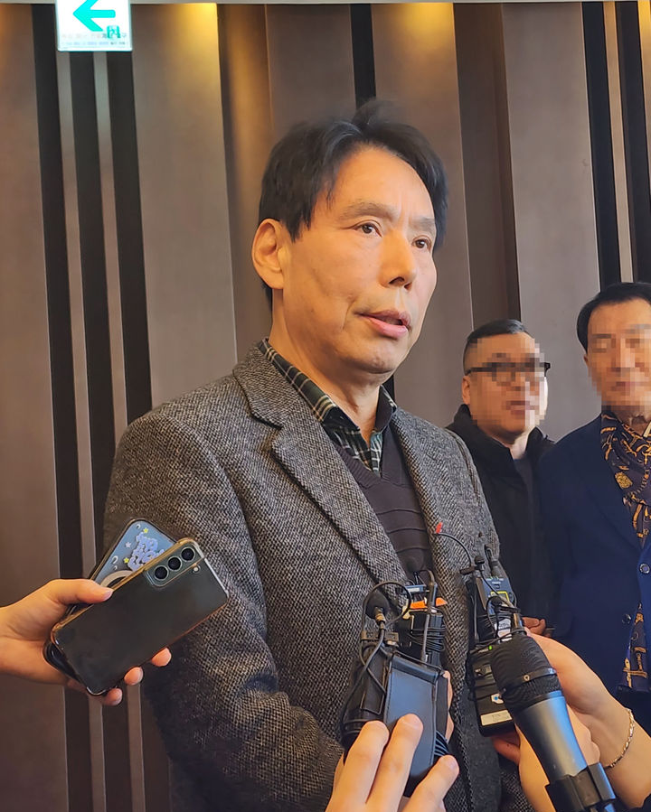 [코리아이글뉴스 제휴]<b>신문선</b>, 대한<b>축구협회장</b> 출마 결심... 